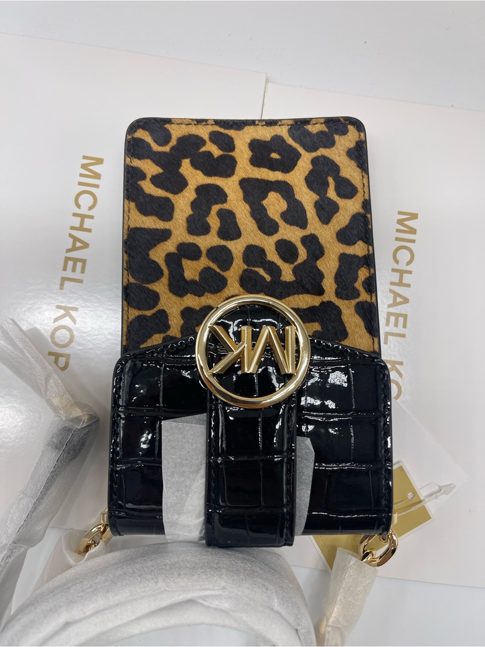 Michael Kors Carmen Small NS Phone XBODY HairCalf
Black Multi - Picture 14 of 16